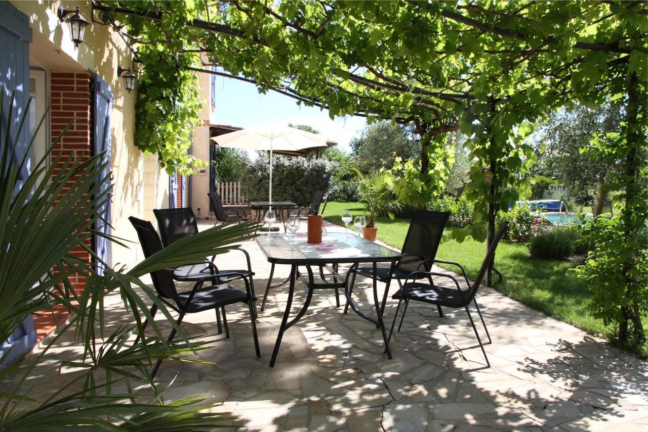 Au Mas Du Soleil Senouillac Exterior foto